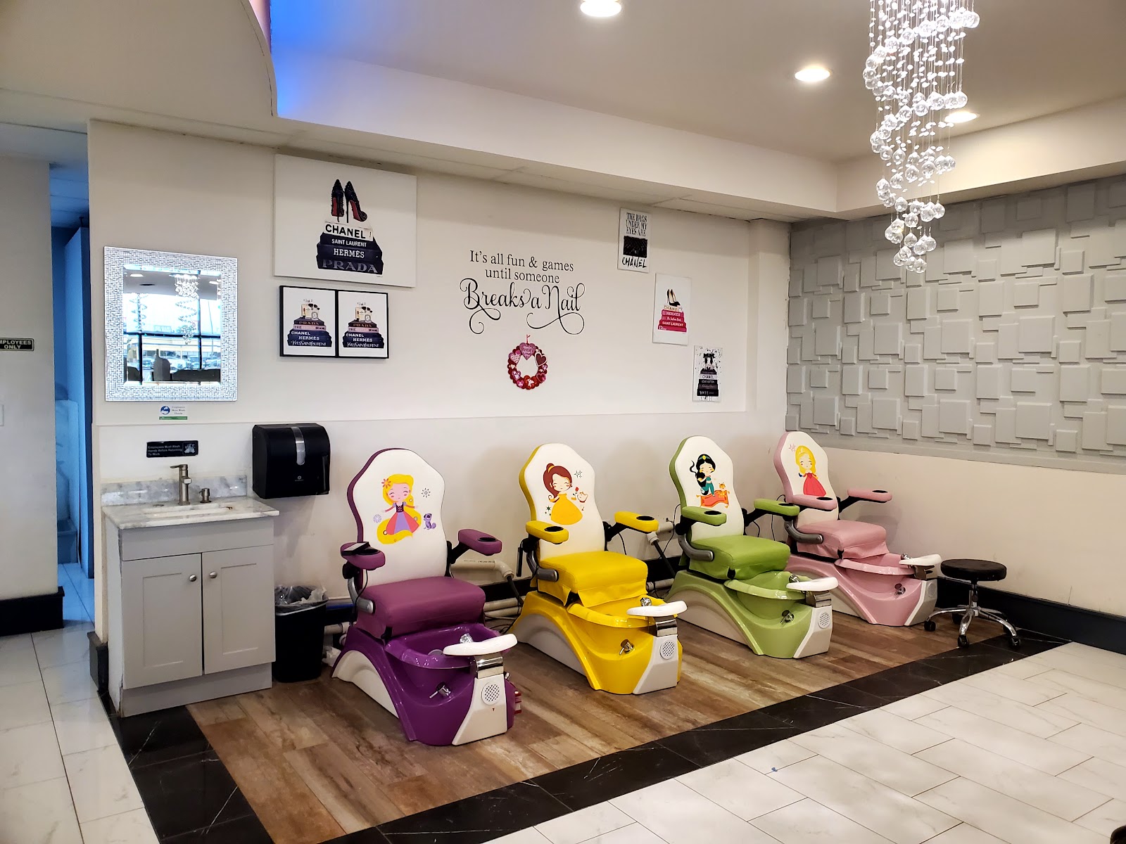 Bliss Nail Lounge Pueblo nail photo 2
